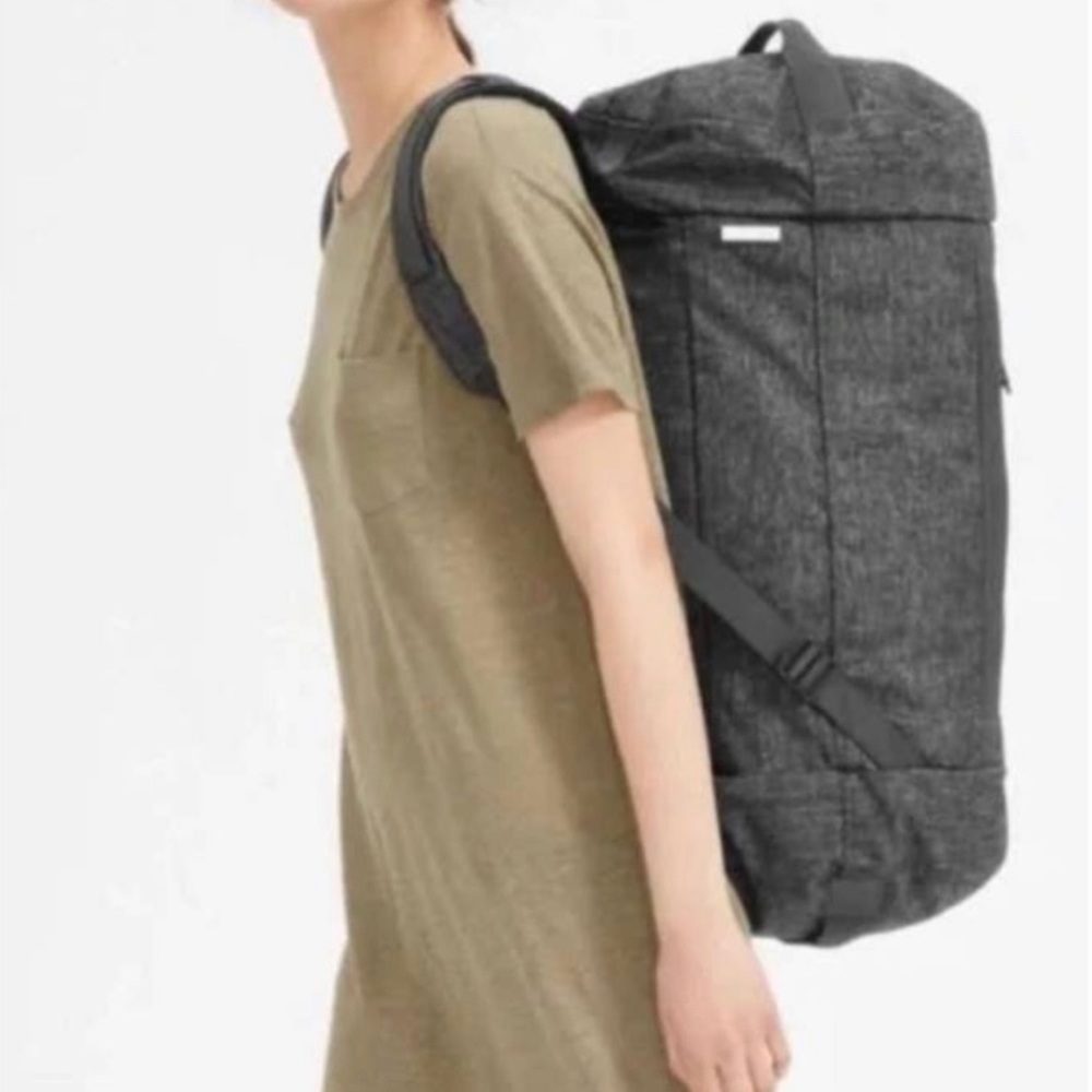 Everlane the Mover Pack